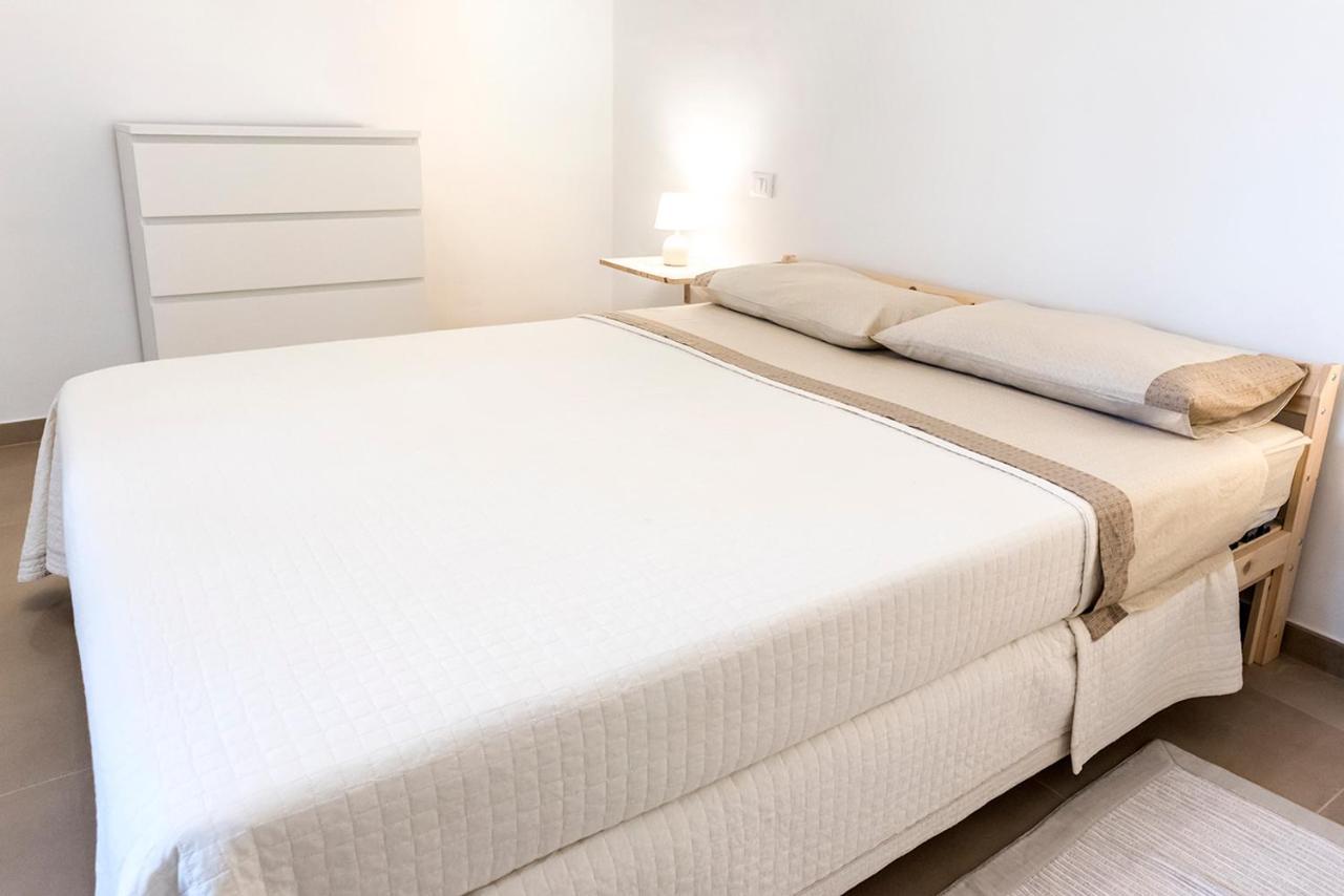 A30 - Poggio, Nuovo Bilocale Con Giardino Apartman Poggio  Kültér fotó